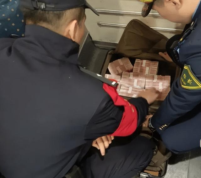 最新带现金几十万能过安检方法分析(最方便真实的衢州携带现金过安检有具体规定吗方法)